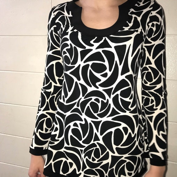 White House Black Market Tops - WHBM Blouse